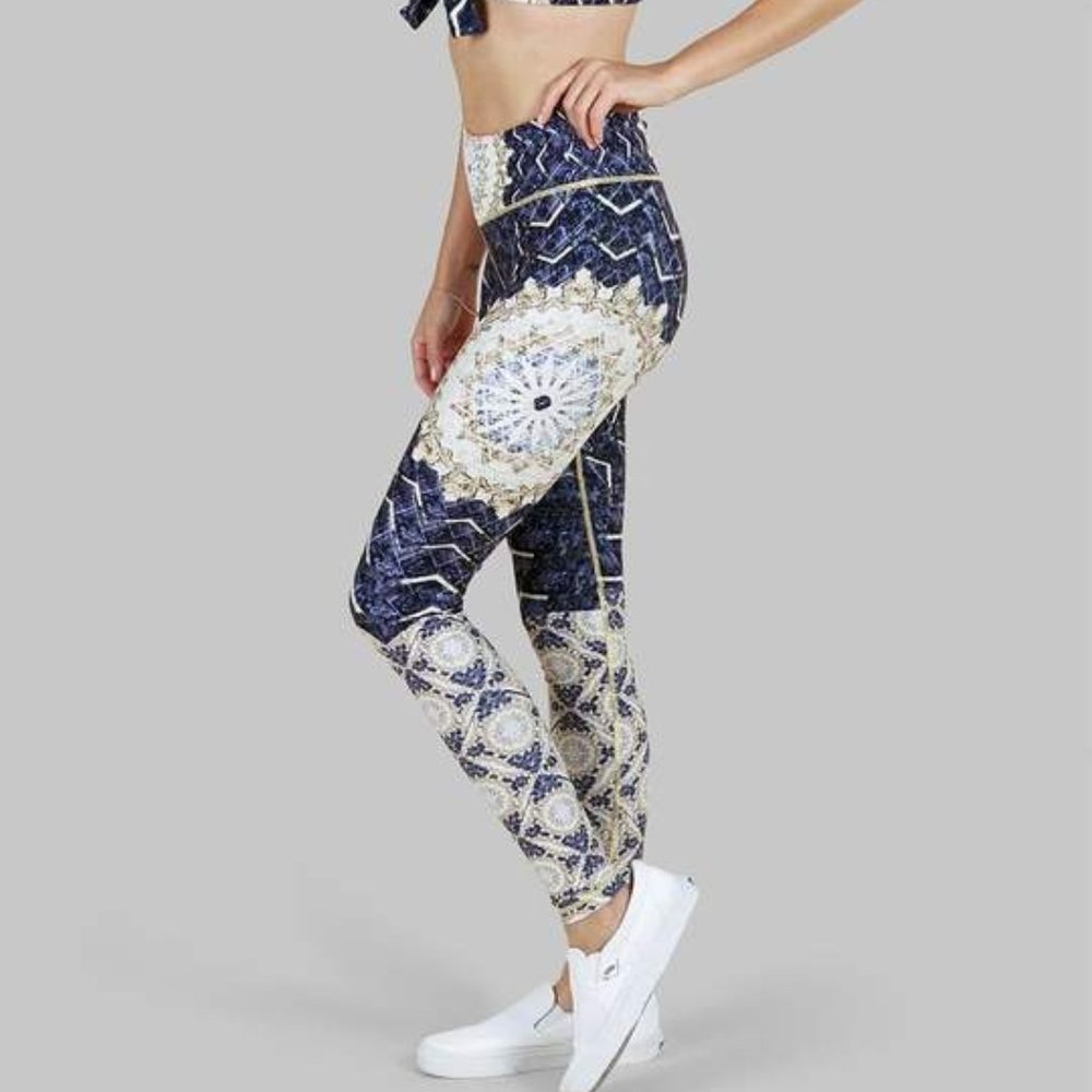 (NEW) Wolven Reverie Leggings